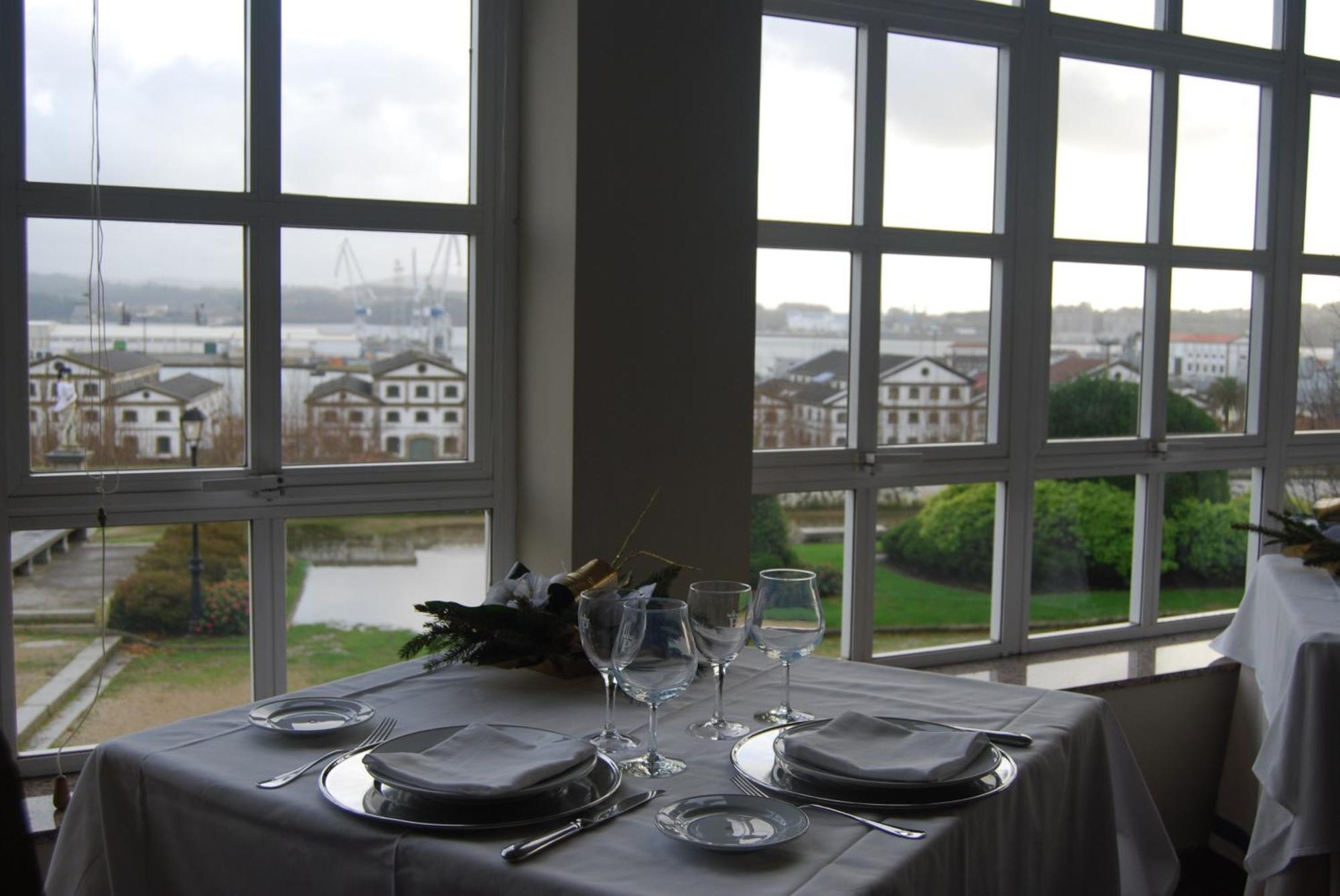 Parador De Ferrol Esterno foto
